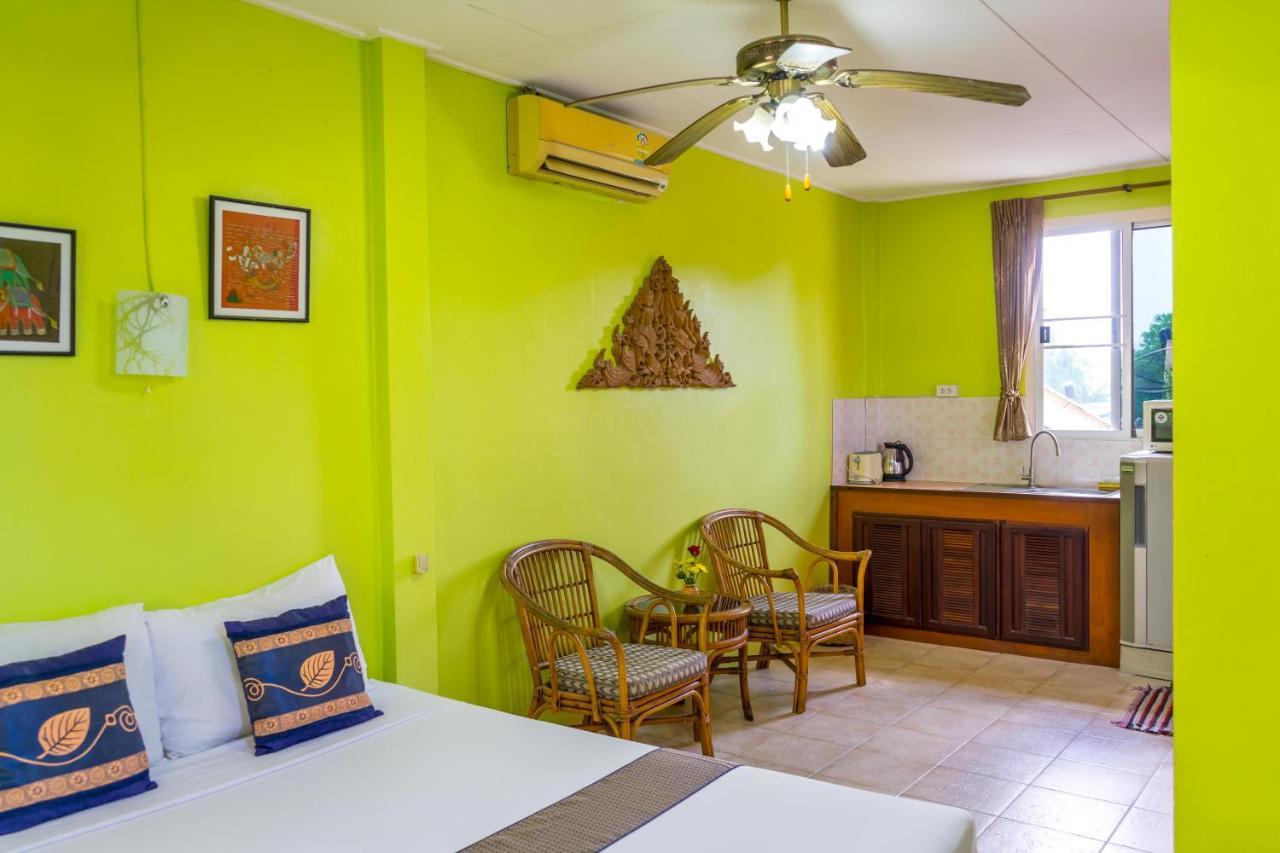Chez Charly Bungalow Nai Yang Beach Extérieur photo