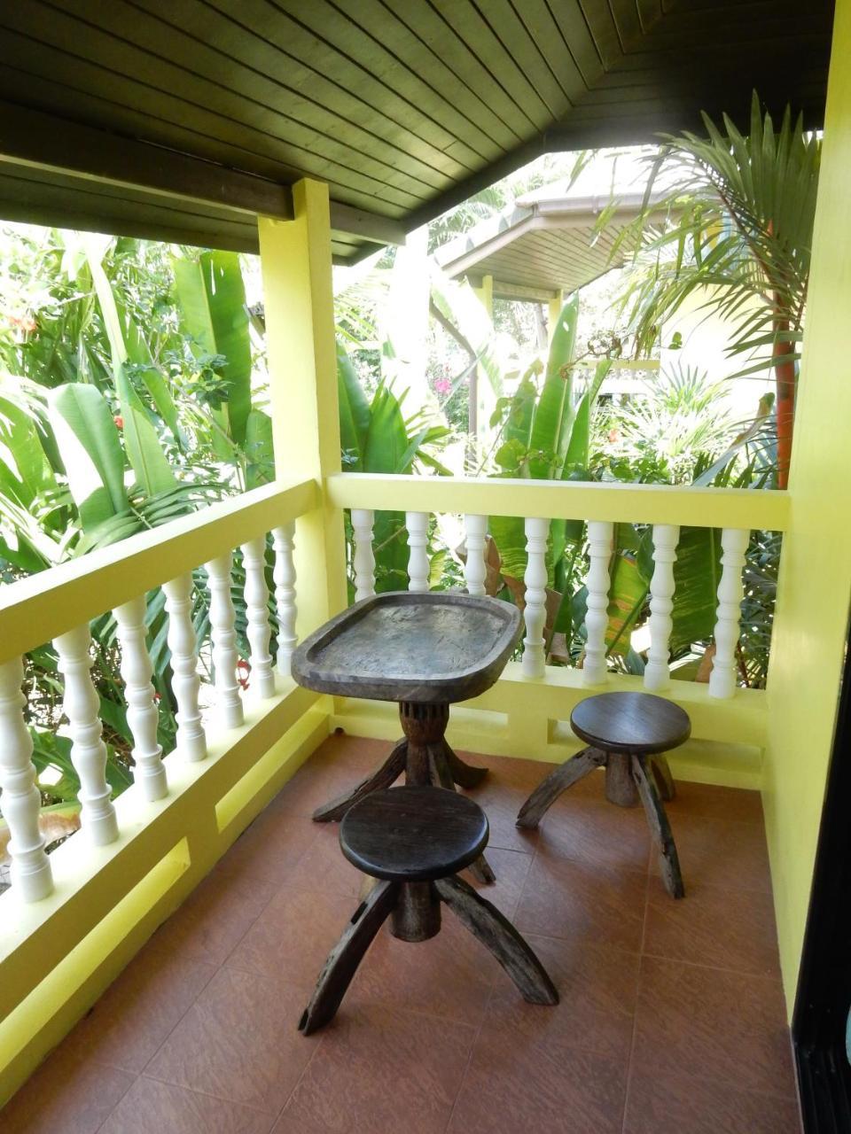 Chez Charly Bungalow Nai Yang Beach Extérieur photo